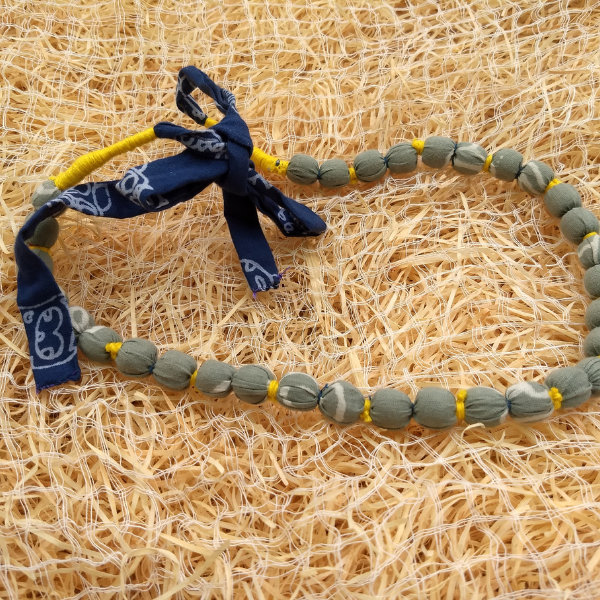 grey single string mala